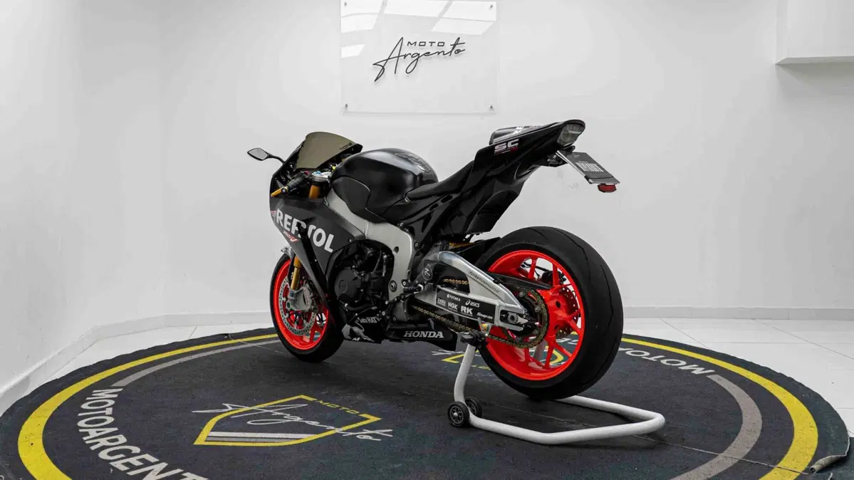 Honda CBR 1000 RR Fireblade SP (2014 - 16) (18)