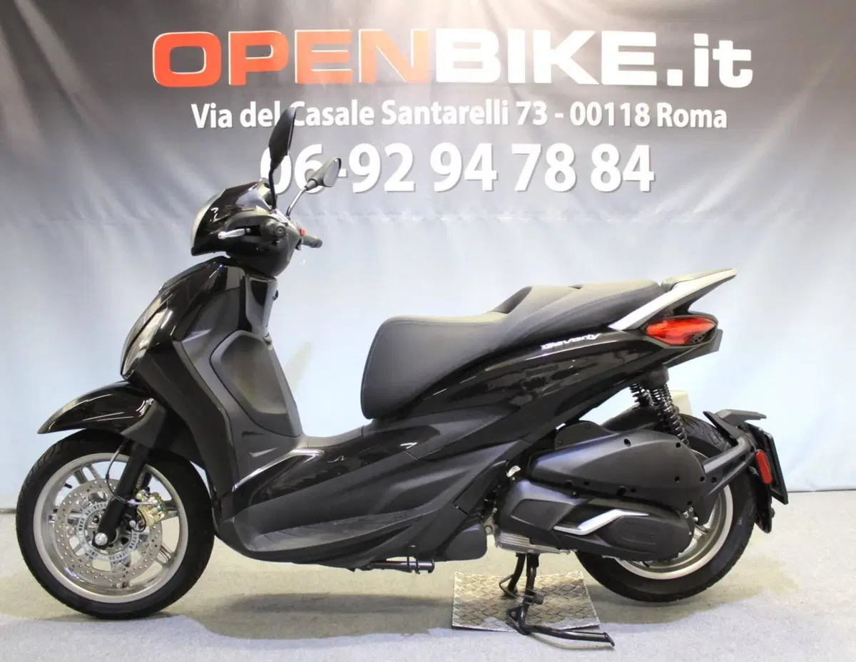 Piaggio Beverly 310 (2025 - 26) (2)