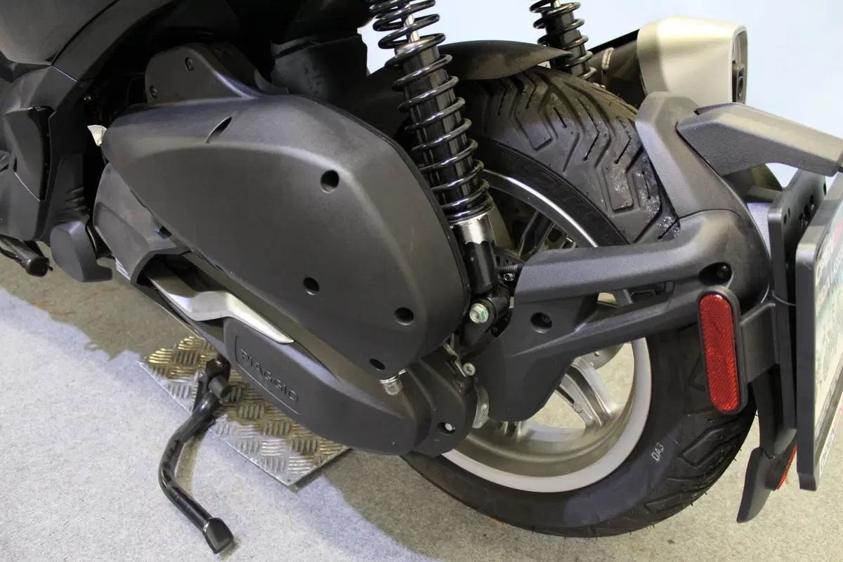 Piaggio Beverly 310 (2025 - 26) (15)