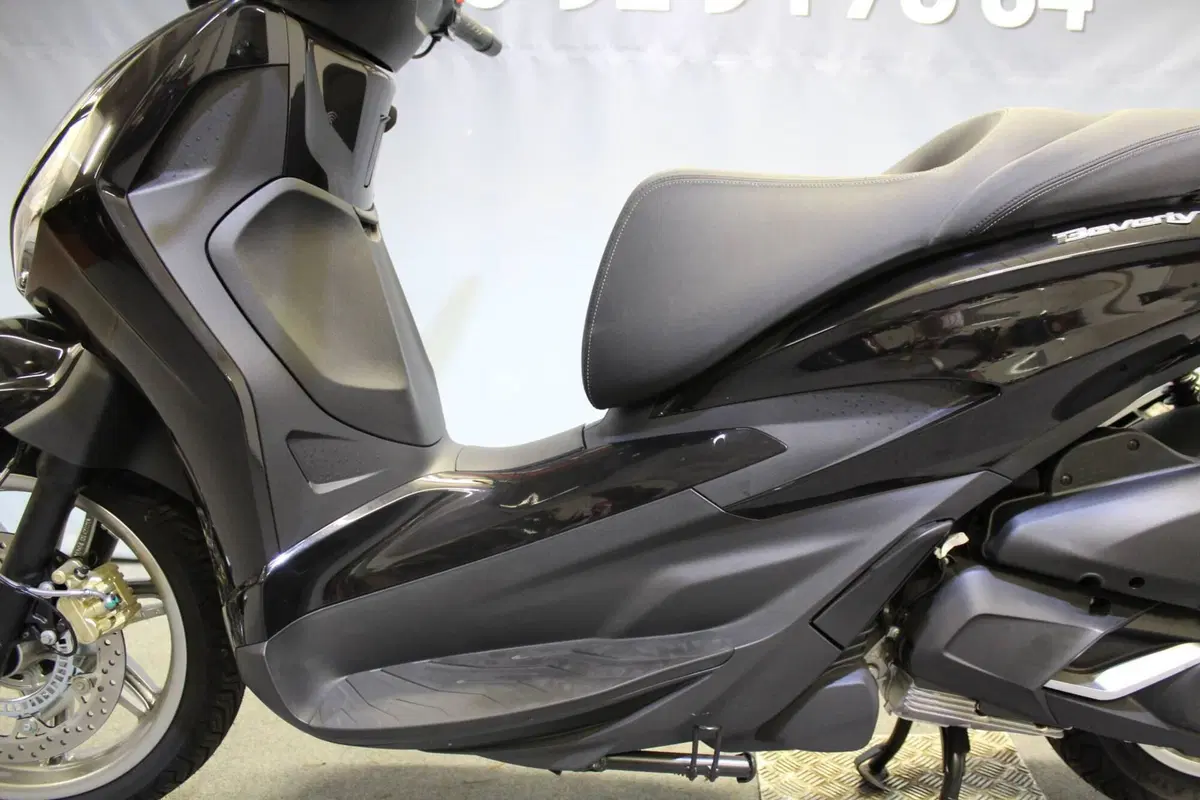 Piaggio Beverly 310 (2025 - 26) (16)