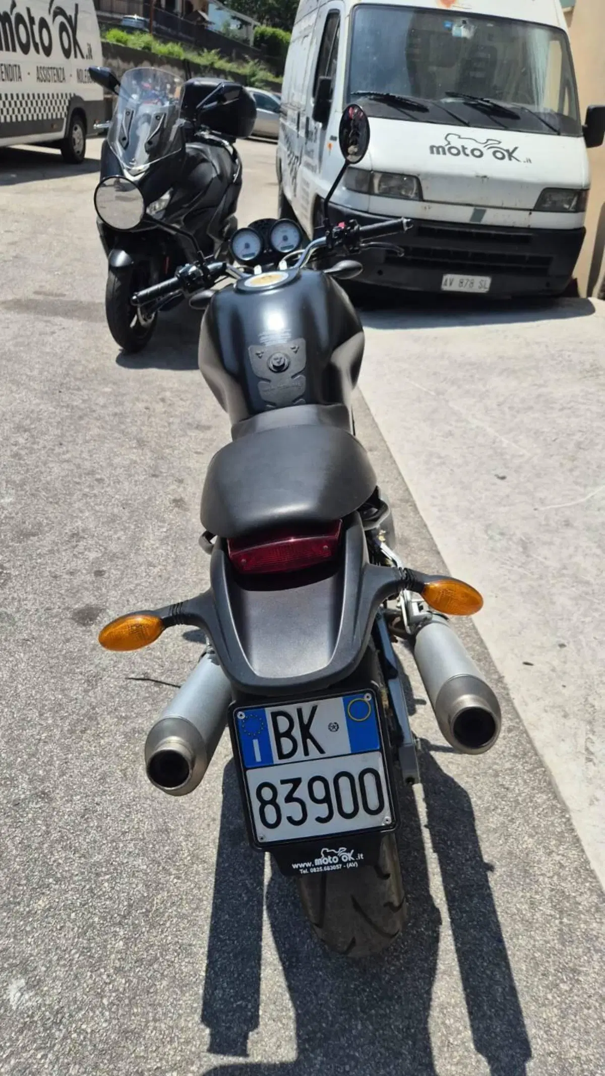 Ducati Monster 620 I.E. Dark (2002) (4)