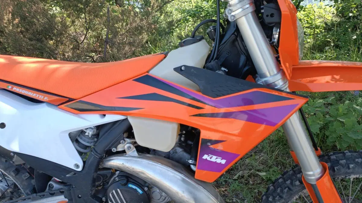 KTM 250 EXC TBI (2024) (2)