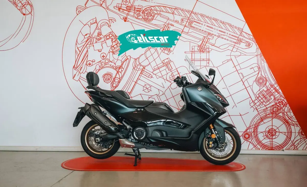 Yamaha T-Max 560 Tech Max (2022 - 24)