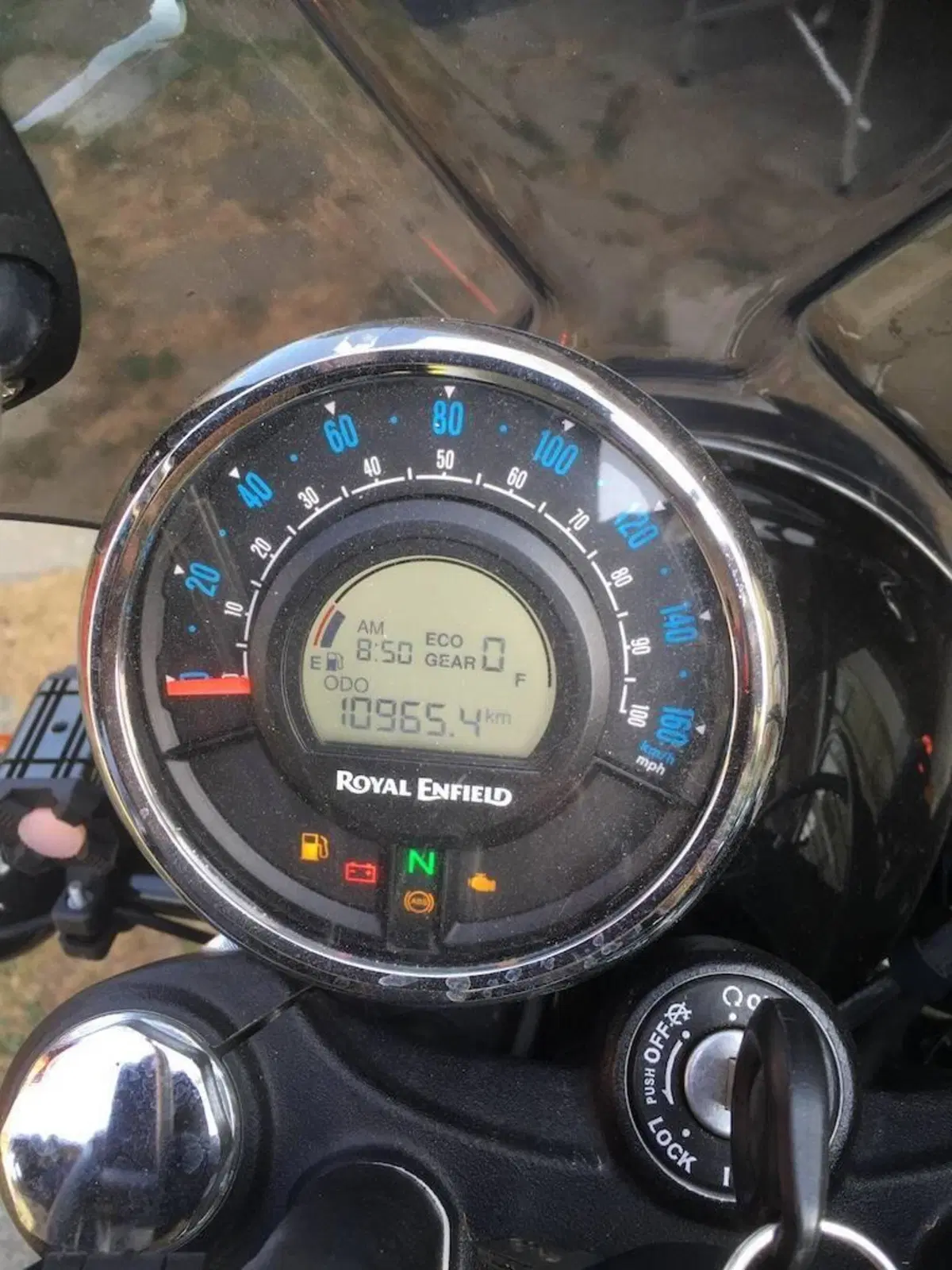 Royal Enfield Meteor 350 (2021 - 26) (6)