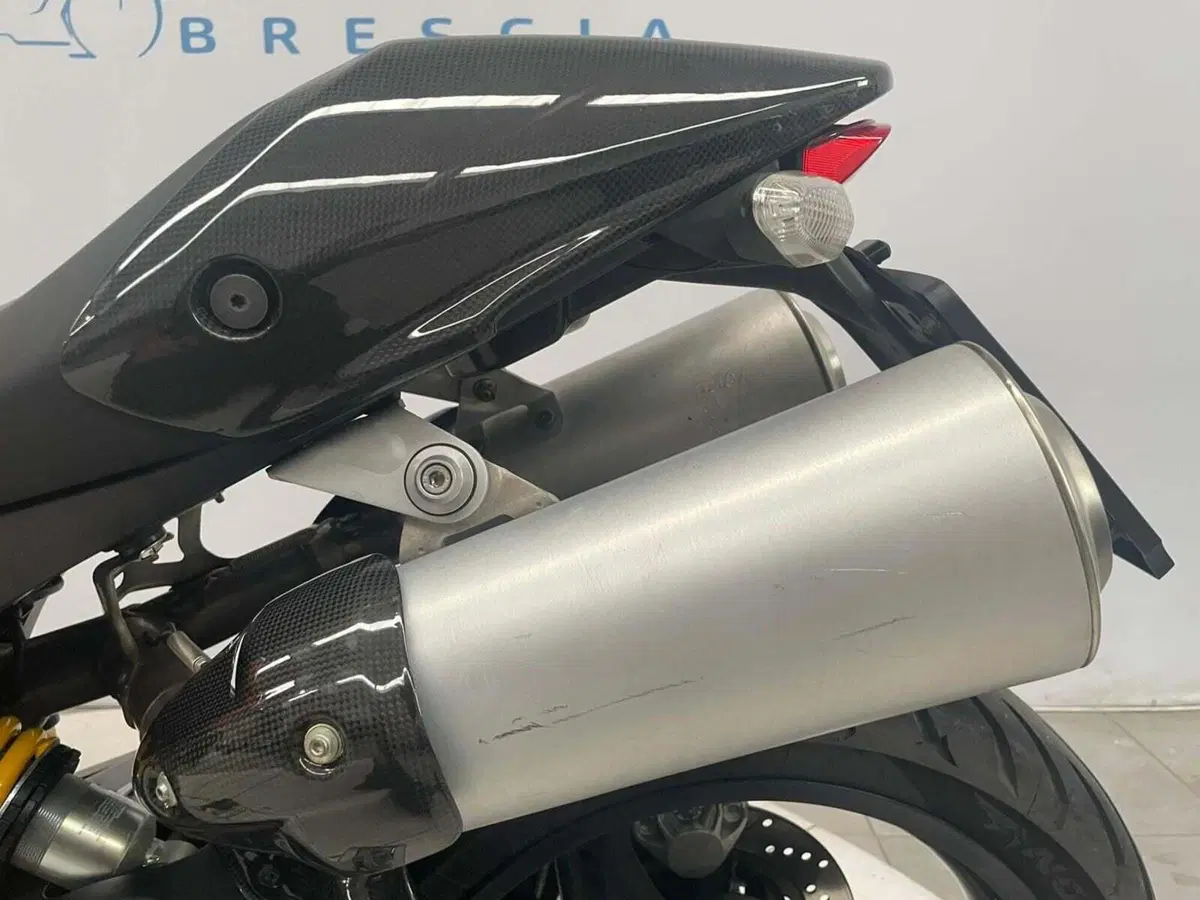 Ducati Monster 696 (2008 - 13) (11)