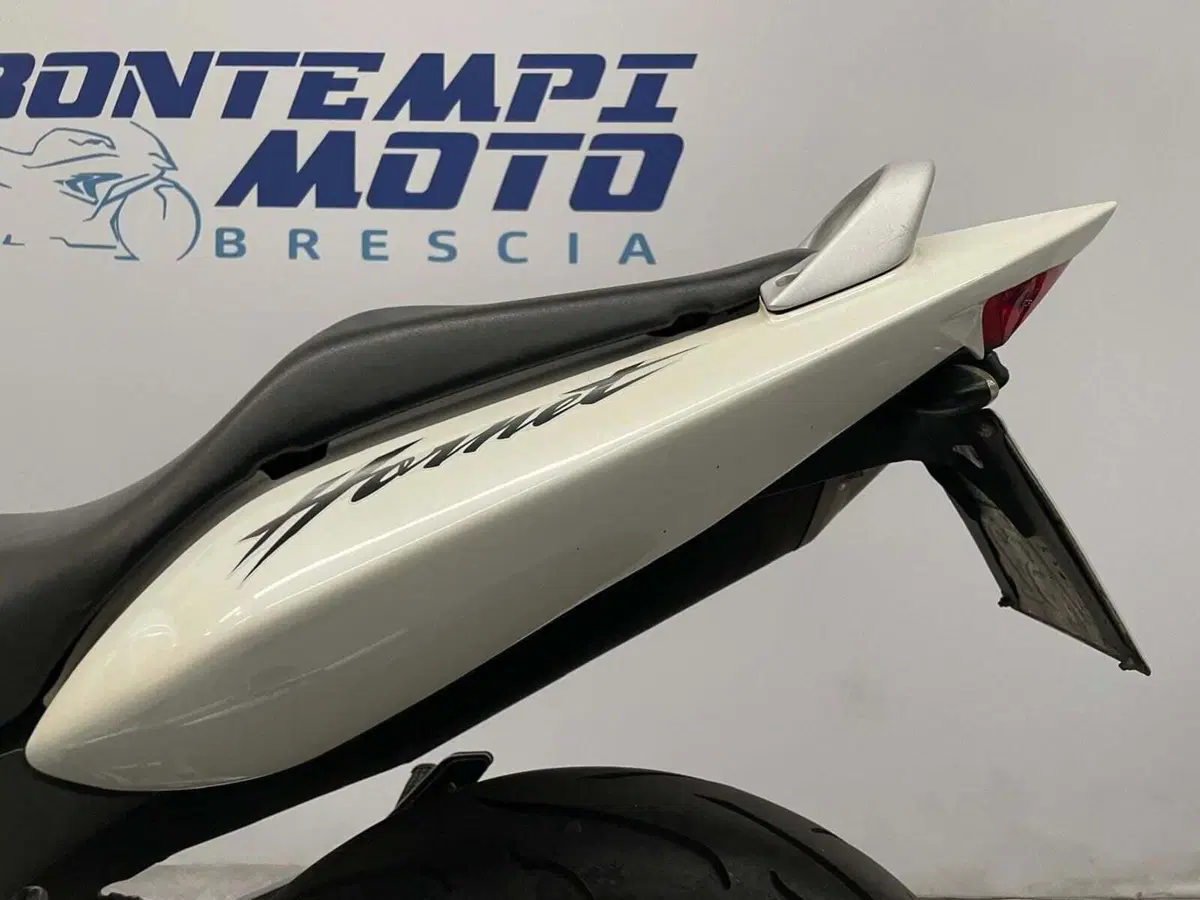 Honda Hornet 600 (2003 - 04) (3)
