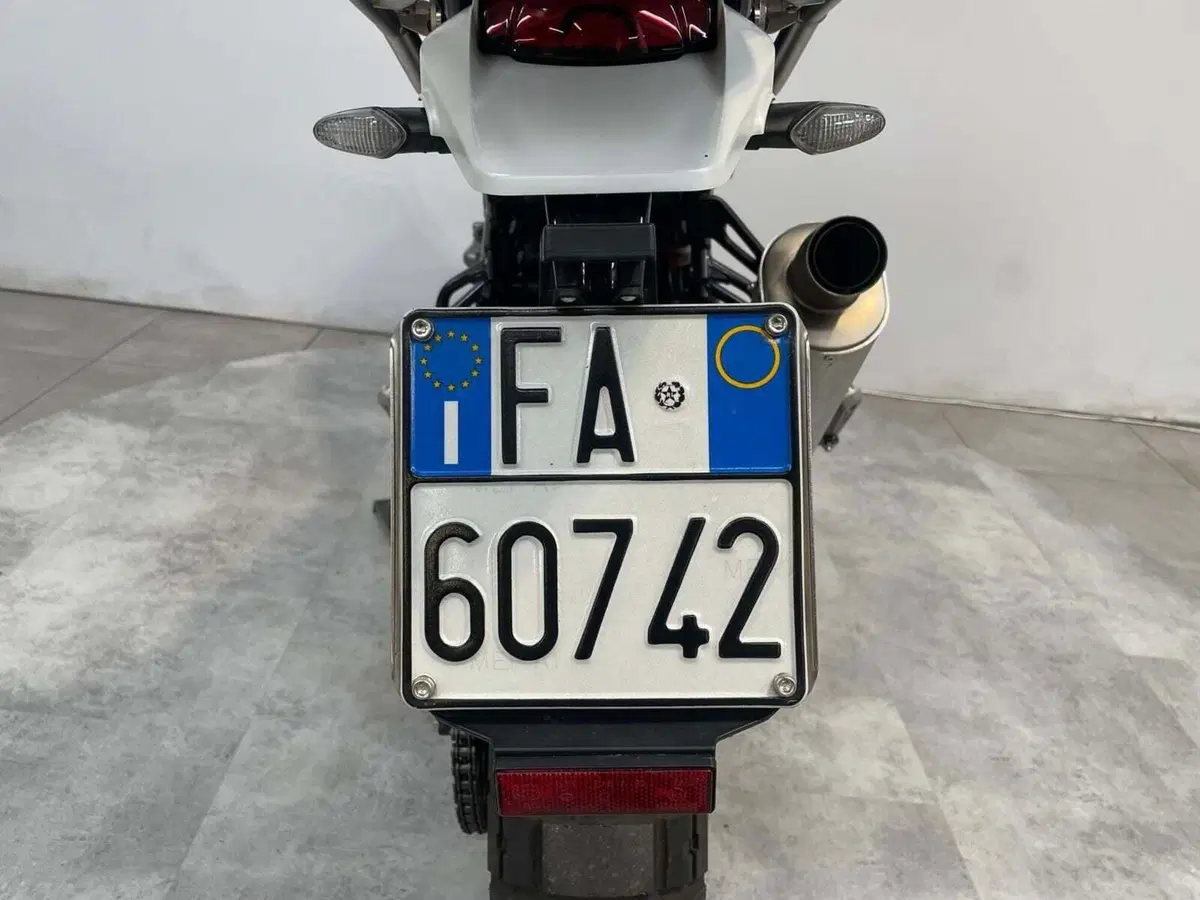 Ducati DesertX (2022 - 25) (6)