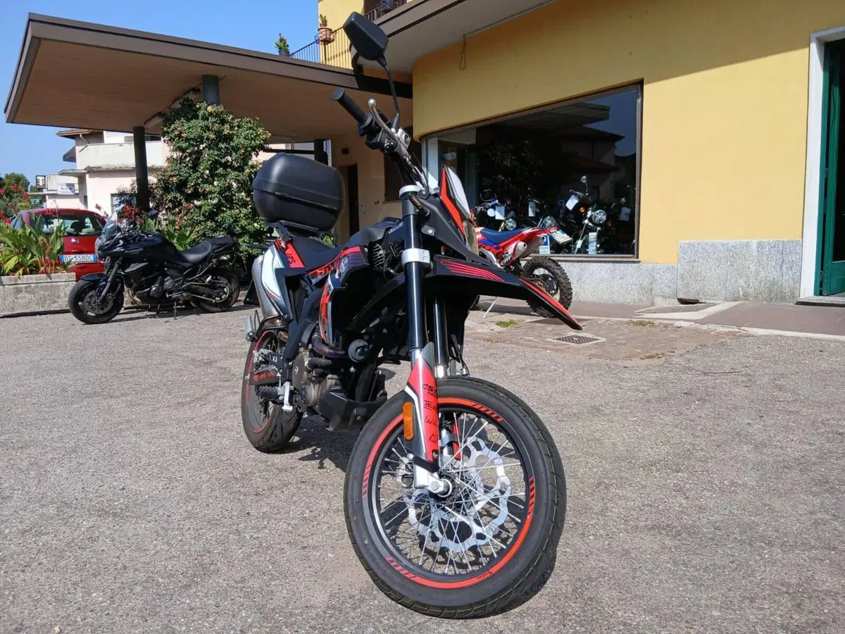 FB Mondial SMX 125 Motard (2021 - 24) (6)