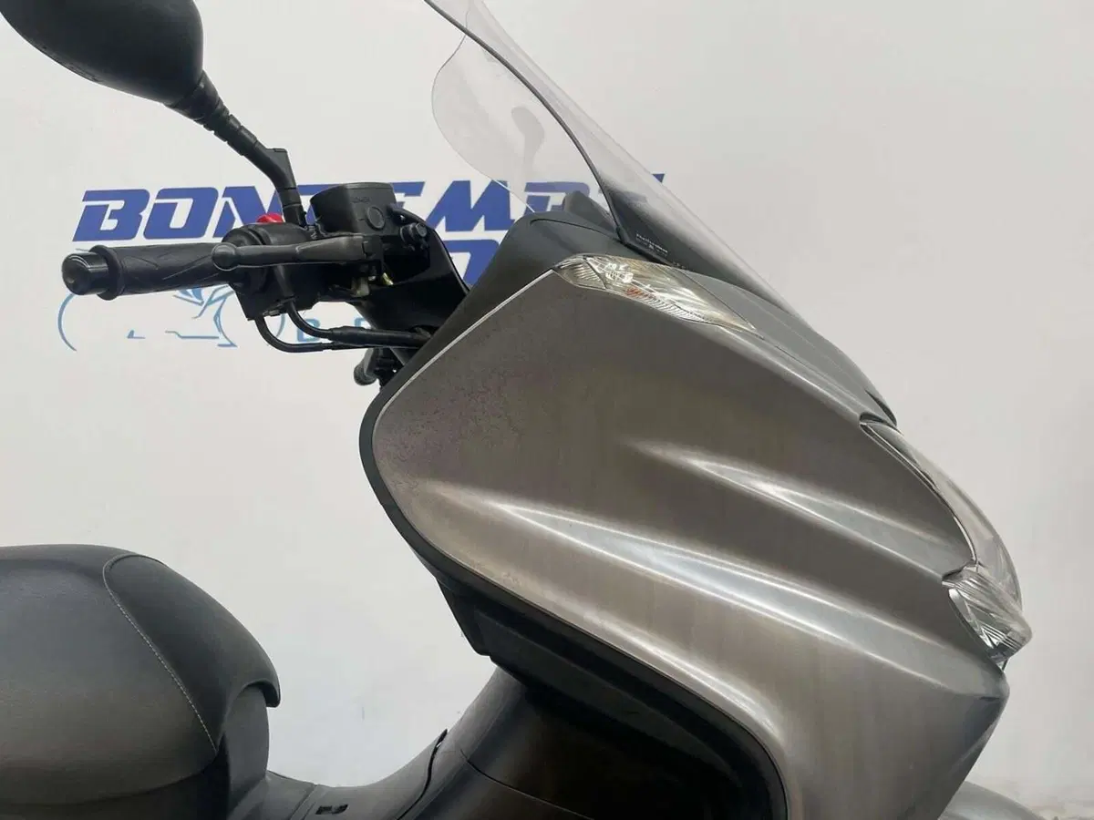 Yamaha Majesty 400 ABS (2011 - 14) (11)