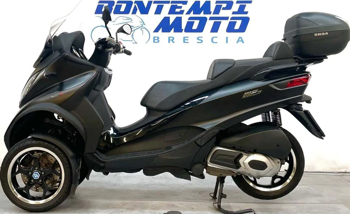 Piaggio Mp3 300 ie Sport LT ABS (2014 - 16) (2)