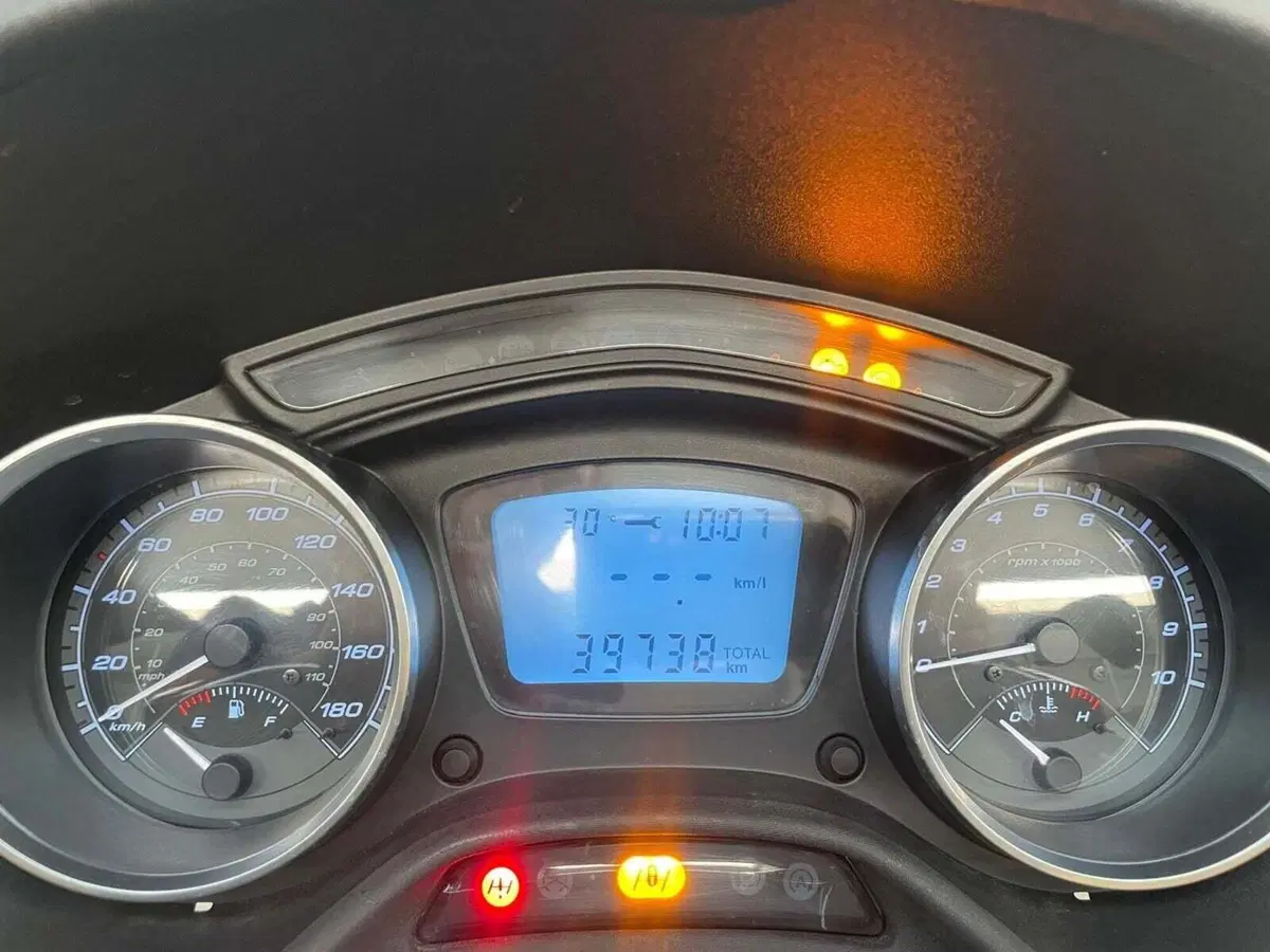 Piaggio Mp3 300 ie Sport LT ABS (2014 - 16) (11)
