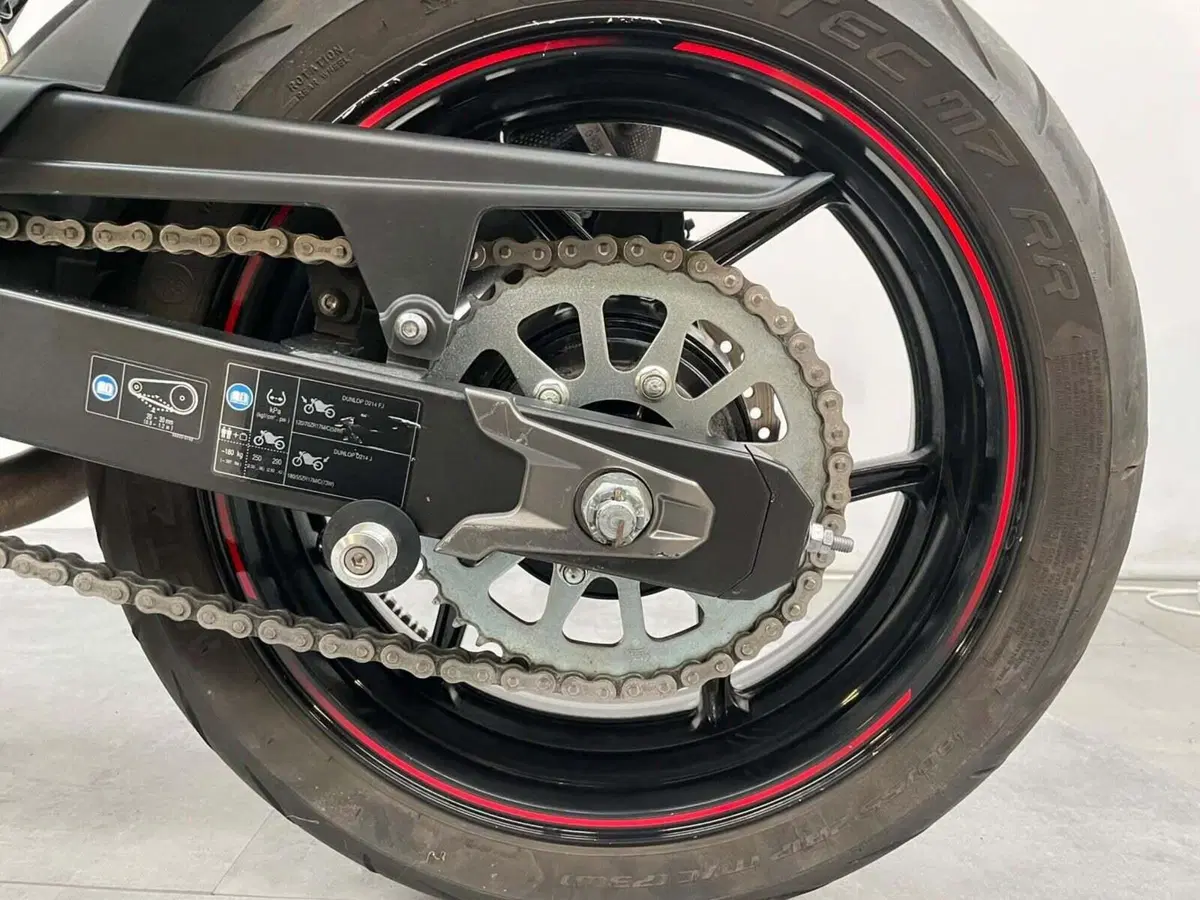 Kawasaki Z 800 Performance ABS (2013) (14)