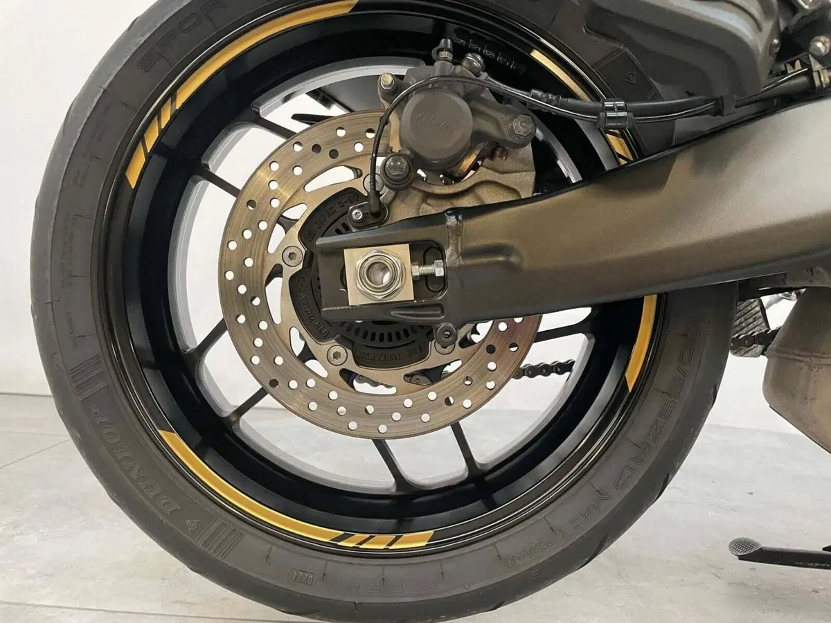 Yamaha Tracer 9 GT+ (2023 - 24) (15)