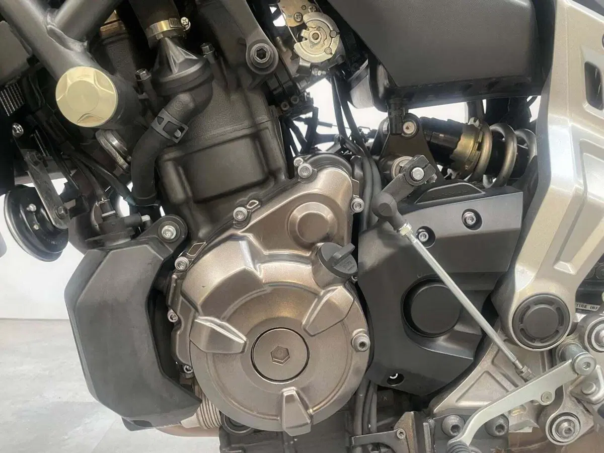 Yamaha MT-07 ABS (2014 - 16) (4)