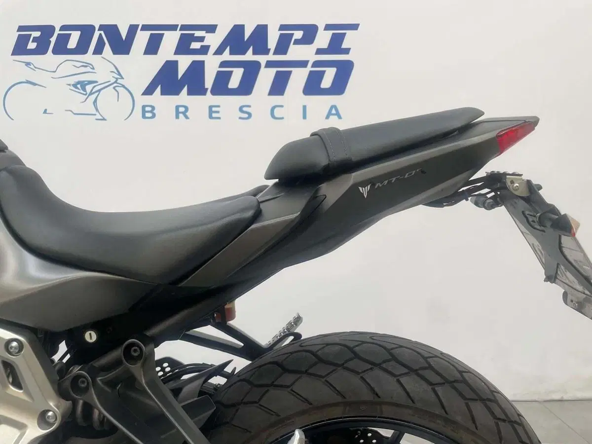 Yamaha MT-07 ABS (2014 - 16) (6)