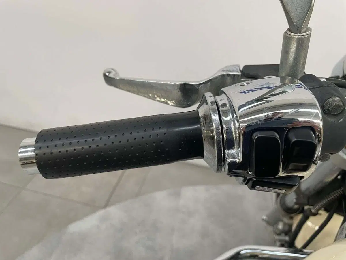 Keeway Motor Superlight 125 (2009 - 17) (9)