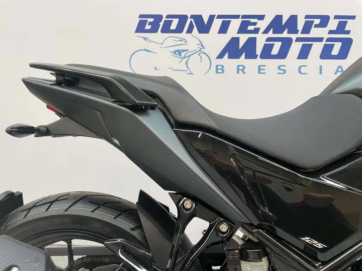 Sym NH 125 Xcion (2021 - 25) (5)