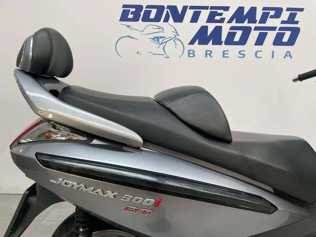 Sym Joymax 300 EVO f.i. (8)