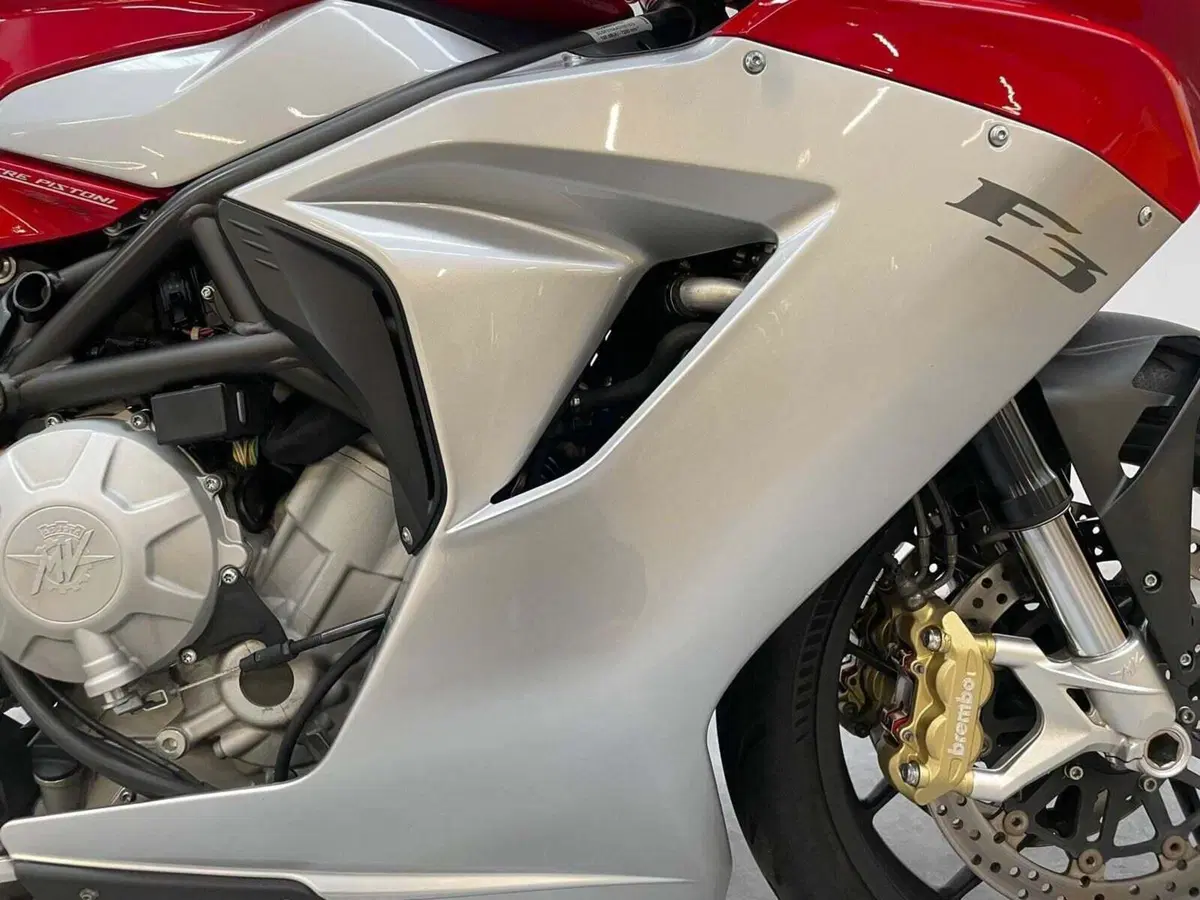 MV Agusta F3 675 EAS ABS (2011 - 17) (7)