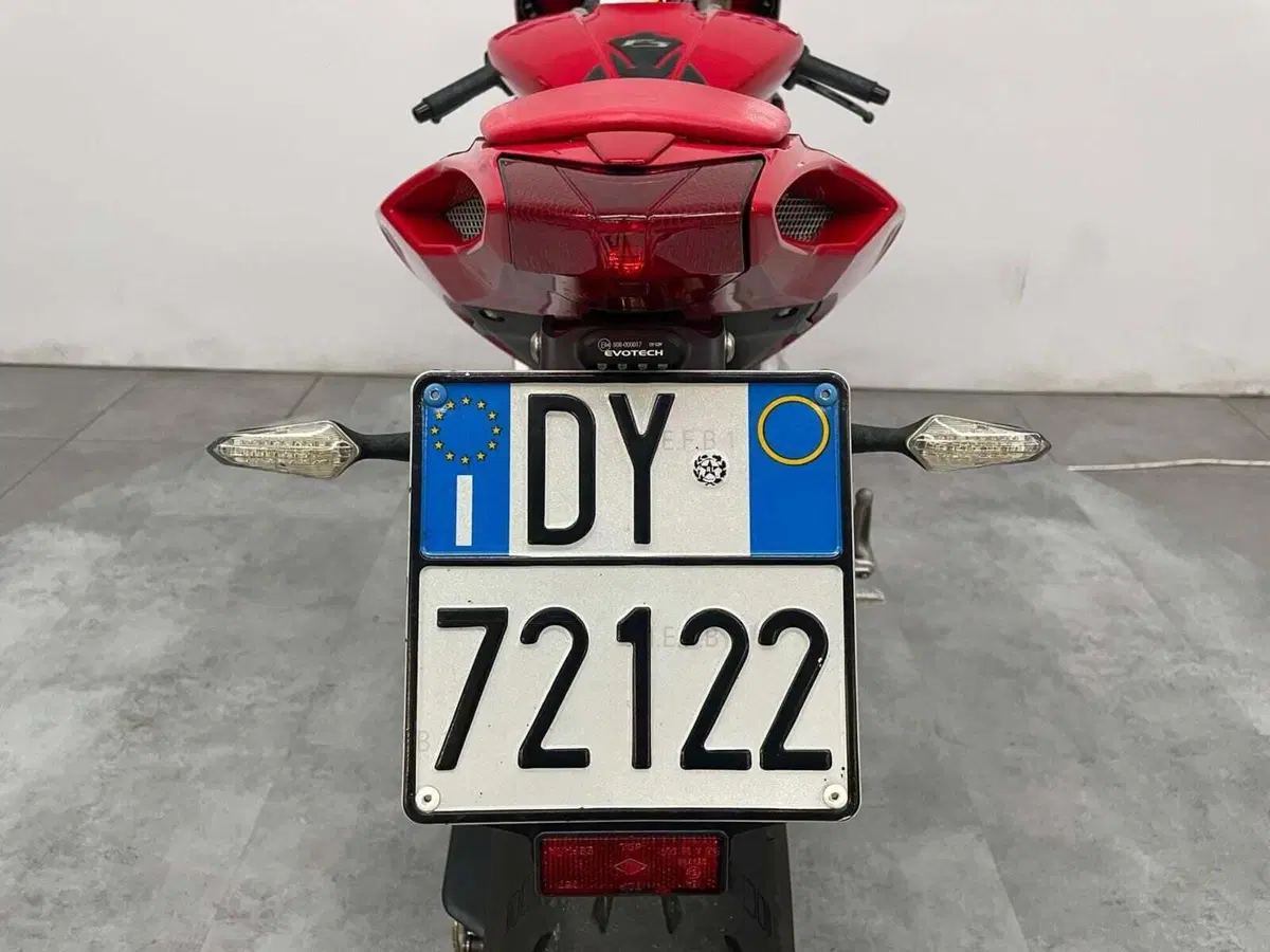 MV Agusta F3 675 EAS ABS (2011 - 17) (9)