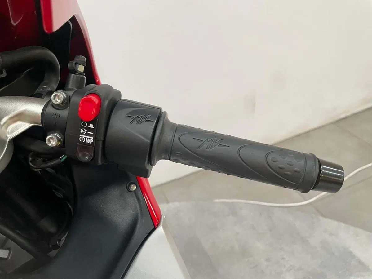 MV Agusta F3 675 EAS ABS (2011 - 17) (12)