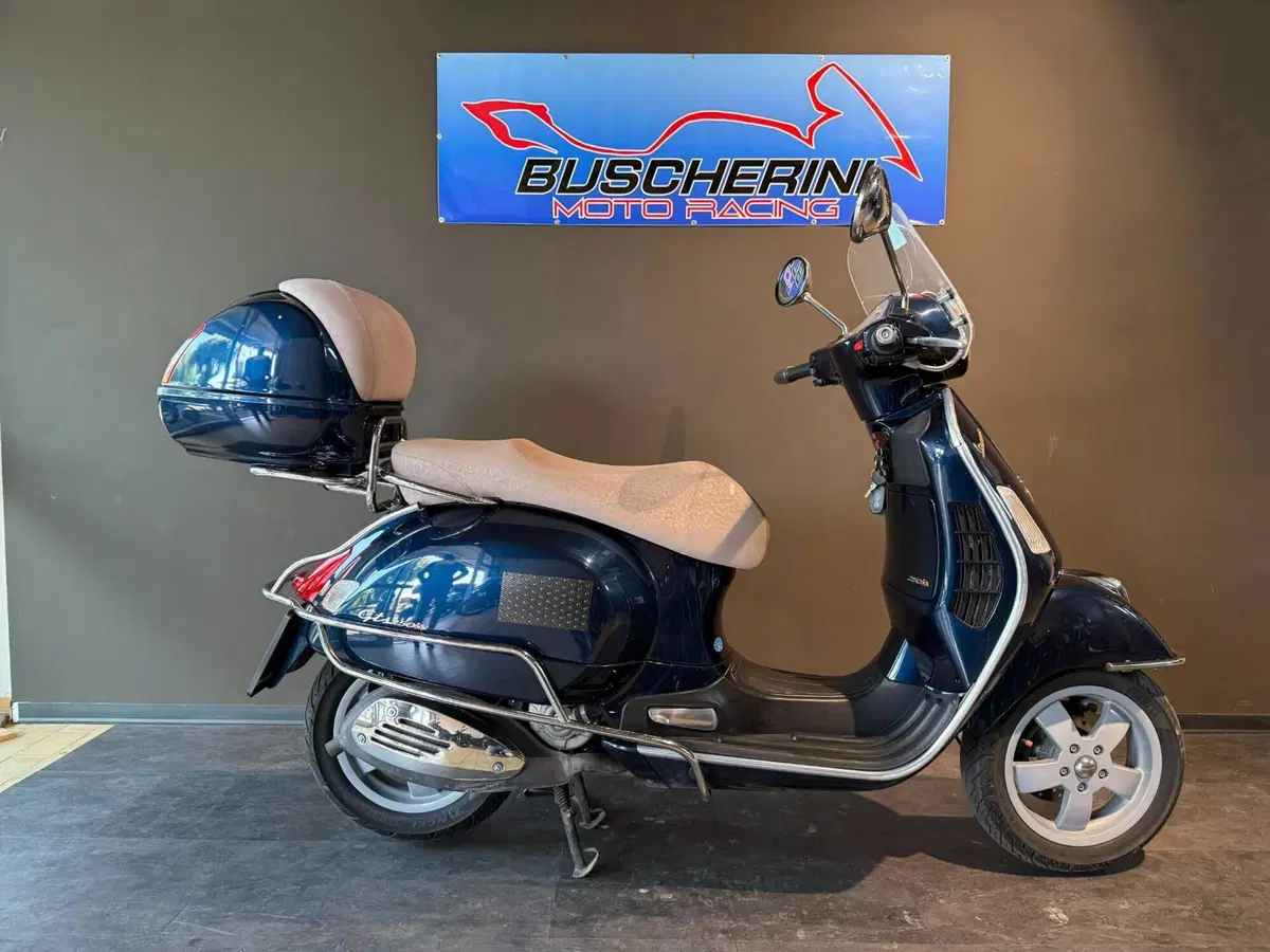 Vespa GTS 250 i.e. (4)