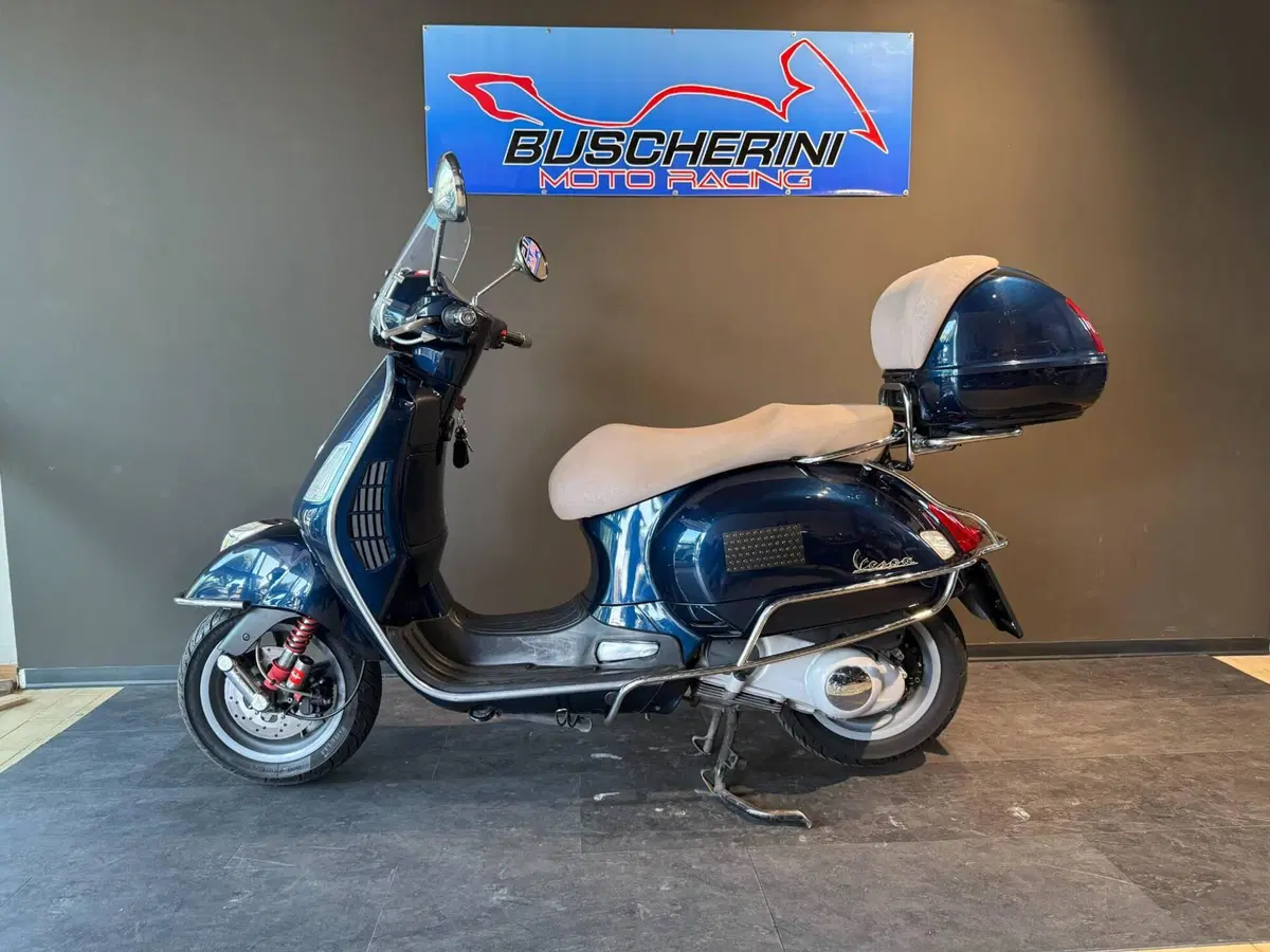 Vespa GTS 250 i.e. (7)