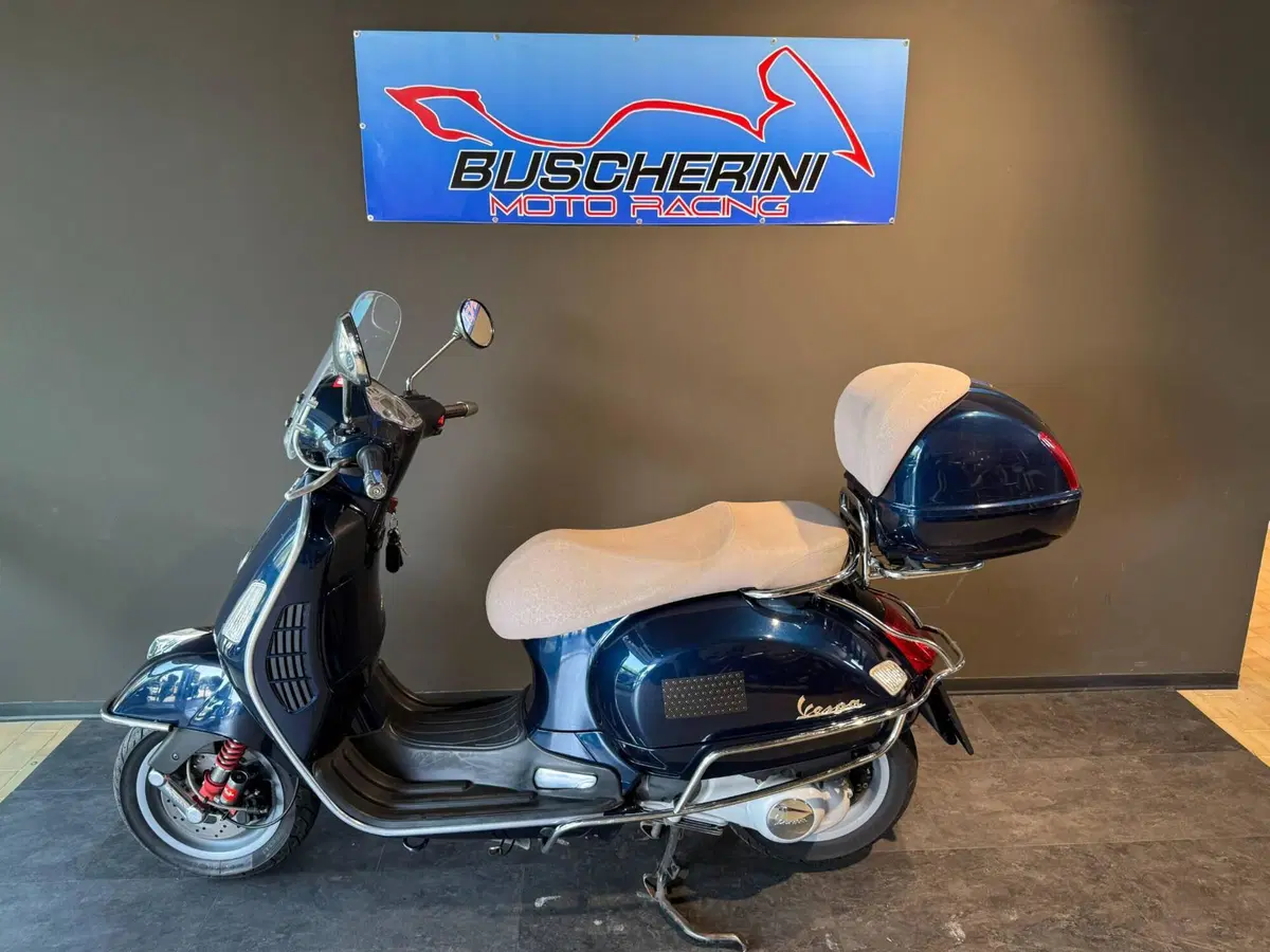 Vespa GTS 250 i.e. (10)