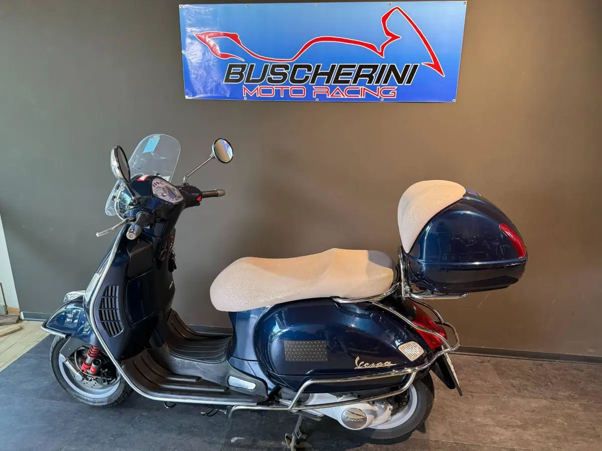 Vespa GTS 250 i.e. (11)