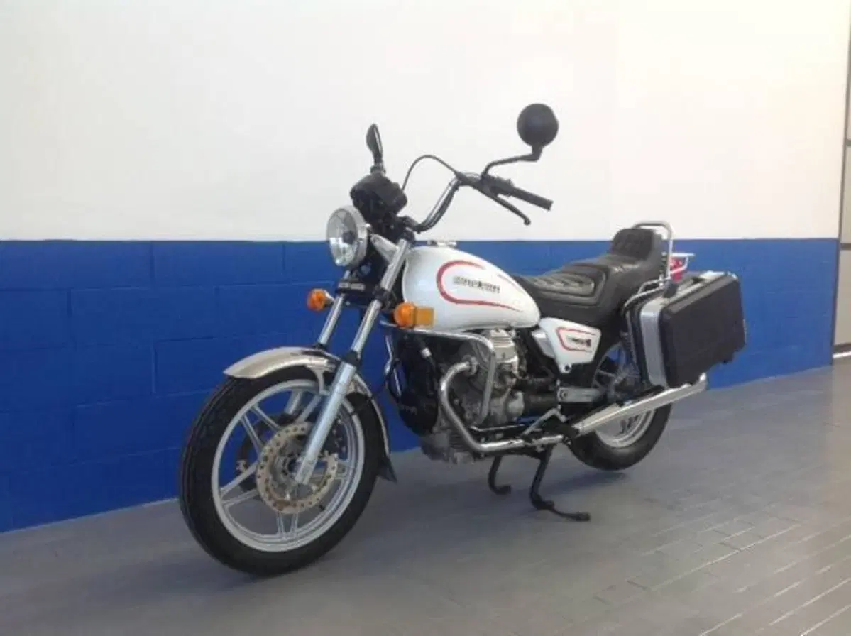 Moto Guzzi V 35 C (1983 - 88) (3)