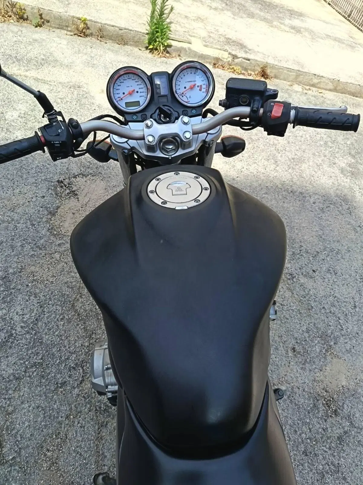 Honda Hornet 600 (2003 - 04) (9)