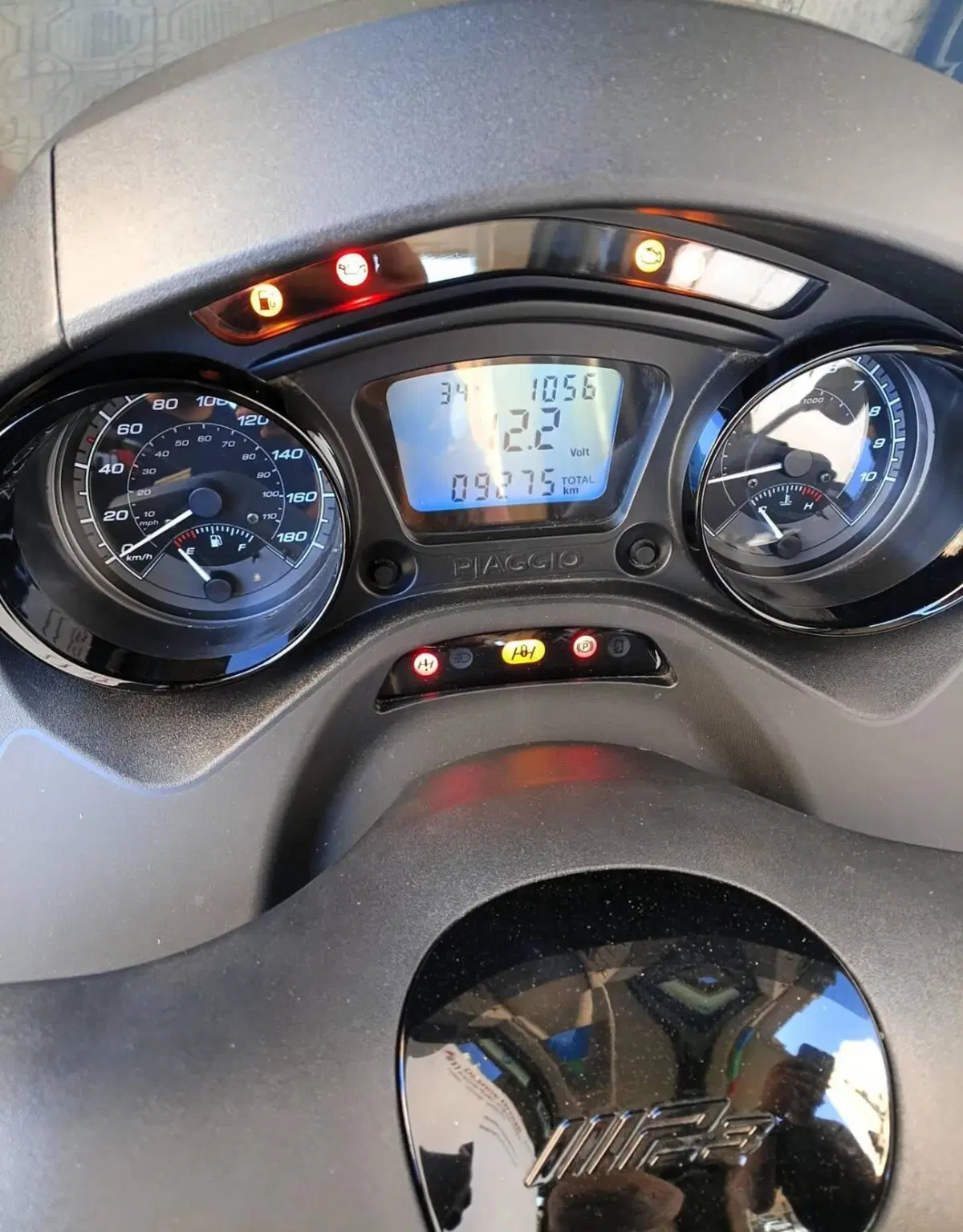 Piaggio MP3 300 Sport ABS Hpe (2021 - 24) (4)