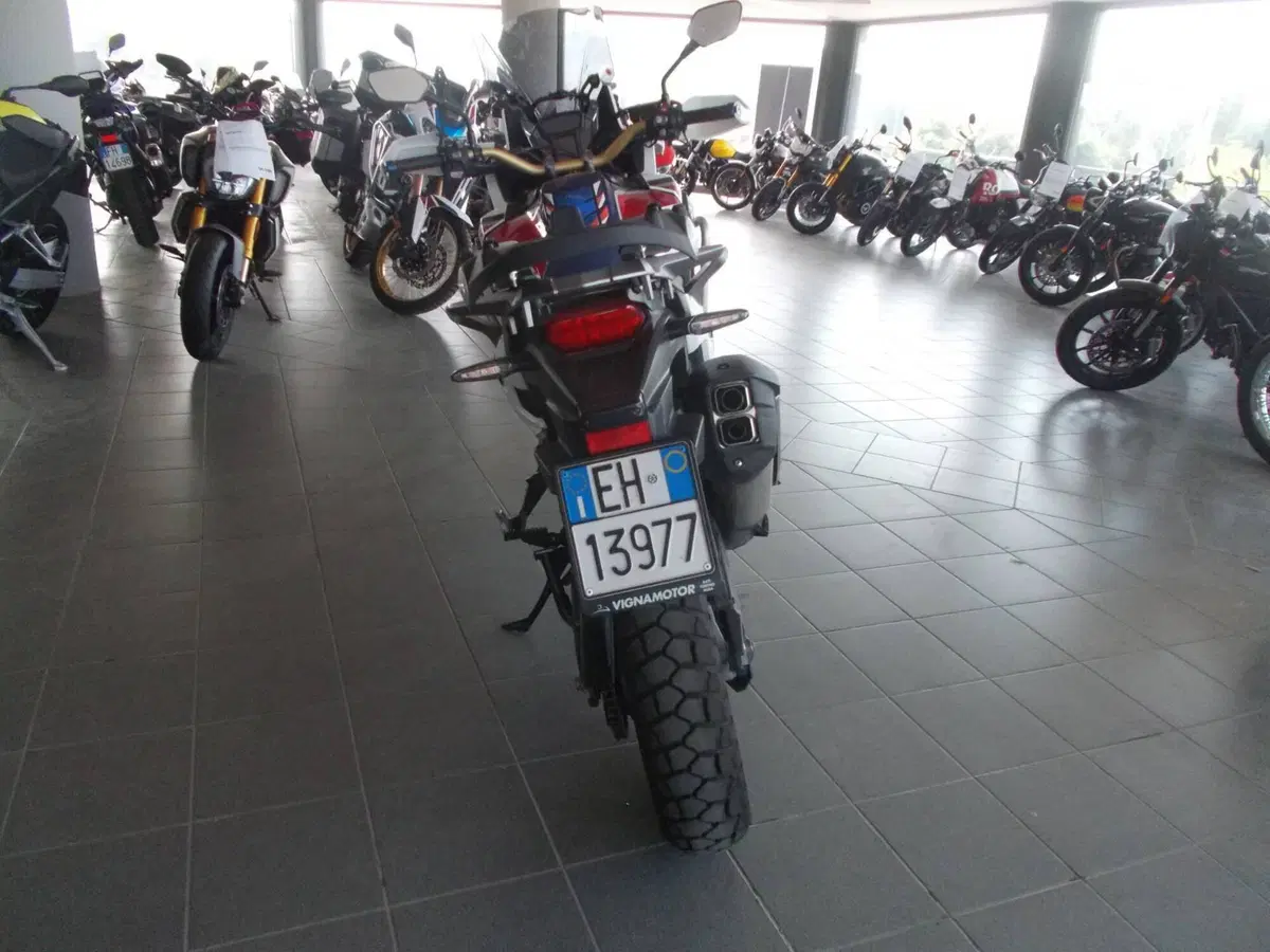 Honda Africa Twin CRF 1000L DCT ABS (2016 - 17) (3)
