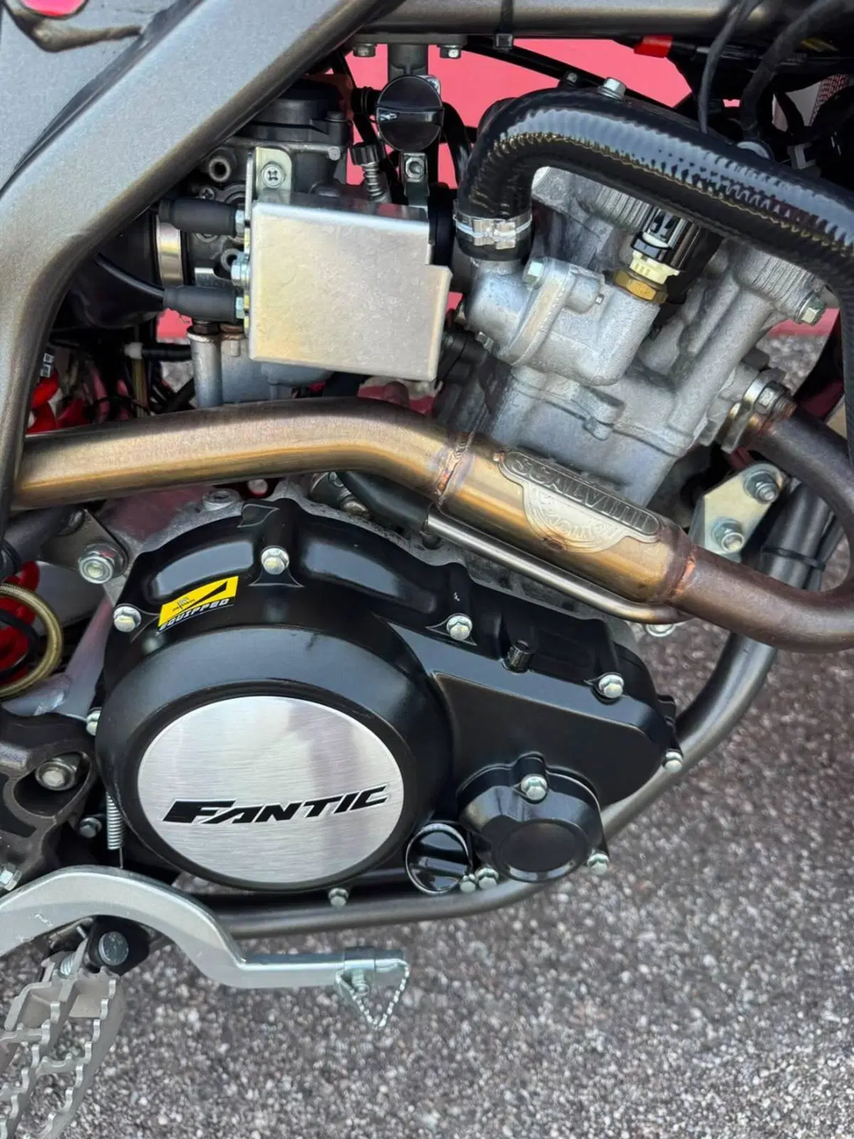 Fantic Motor Motard 125 Performance 4t (2020) (9)