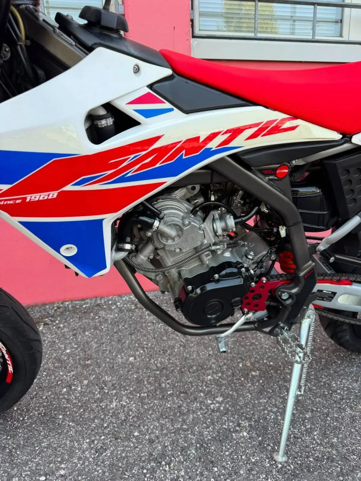 Fantic Motor Motard 125 Performance 4t (2020) (12)