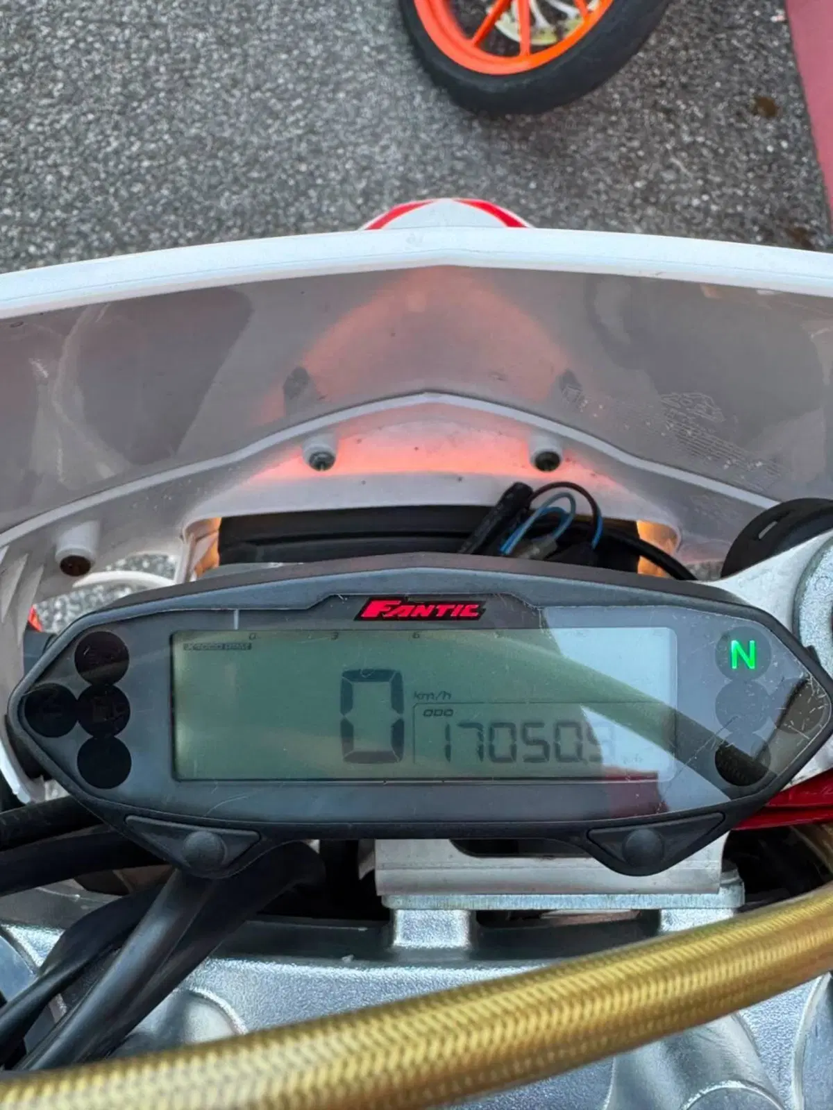 Fantic Motor Motard 125 Performance 4t (2020) (15)