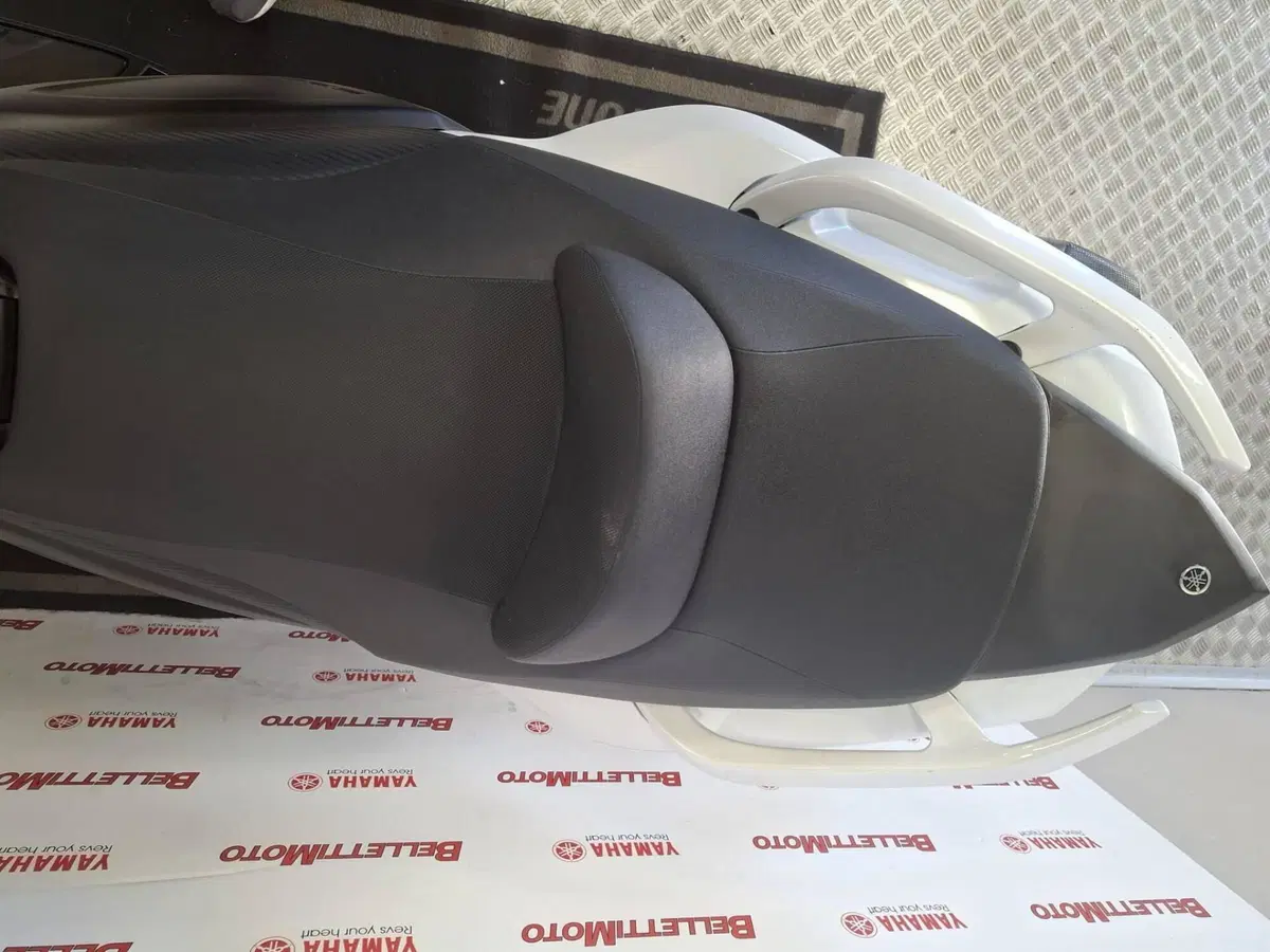 Yamaha T-Max 530 ABS (2012 - 14) (6)