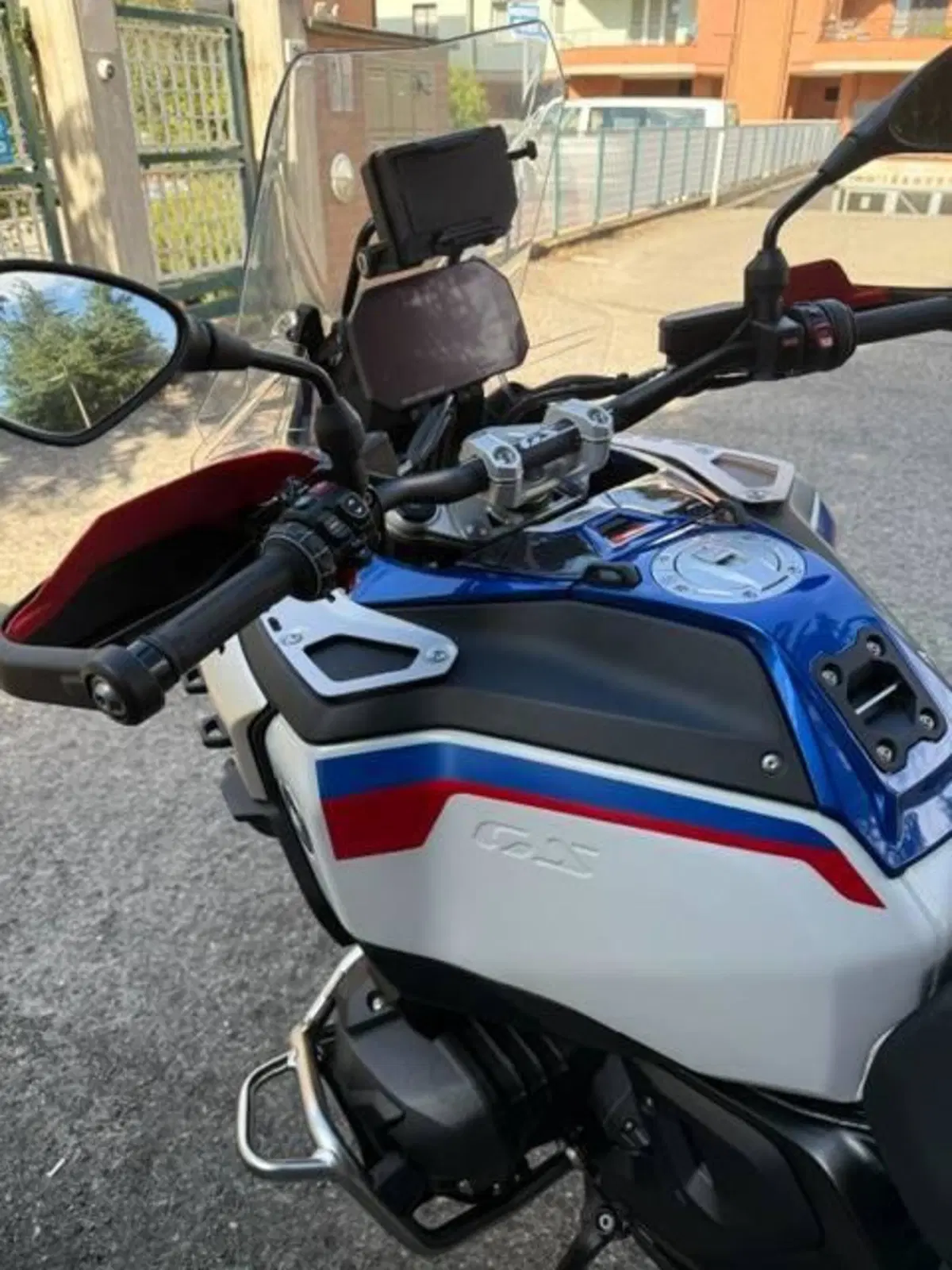 Bmw R 1300 GS Adventure Trophy (2025 - 26) (4)
