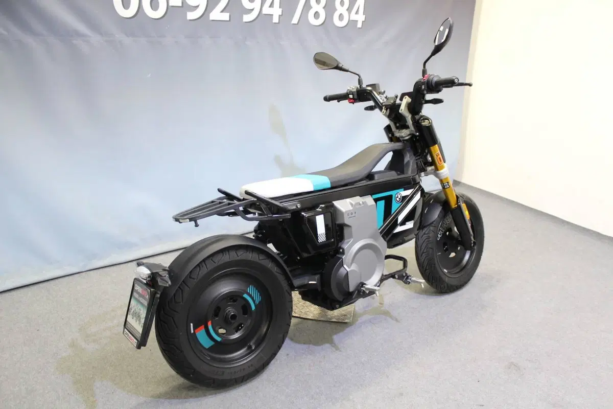Bmw CE 02 (2024 - 26) (4)