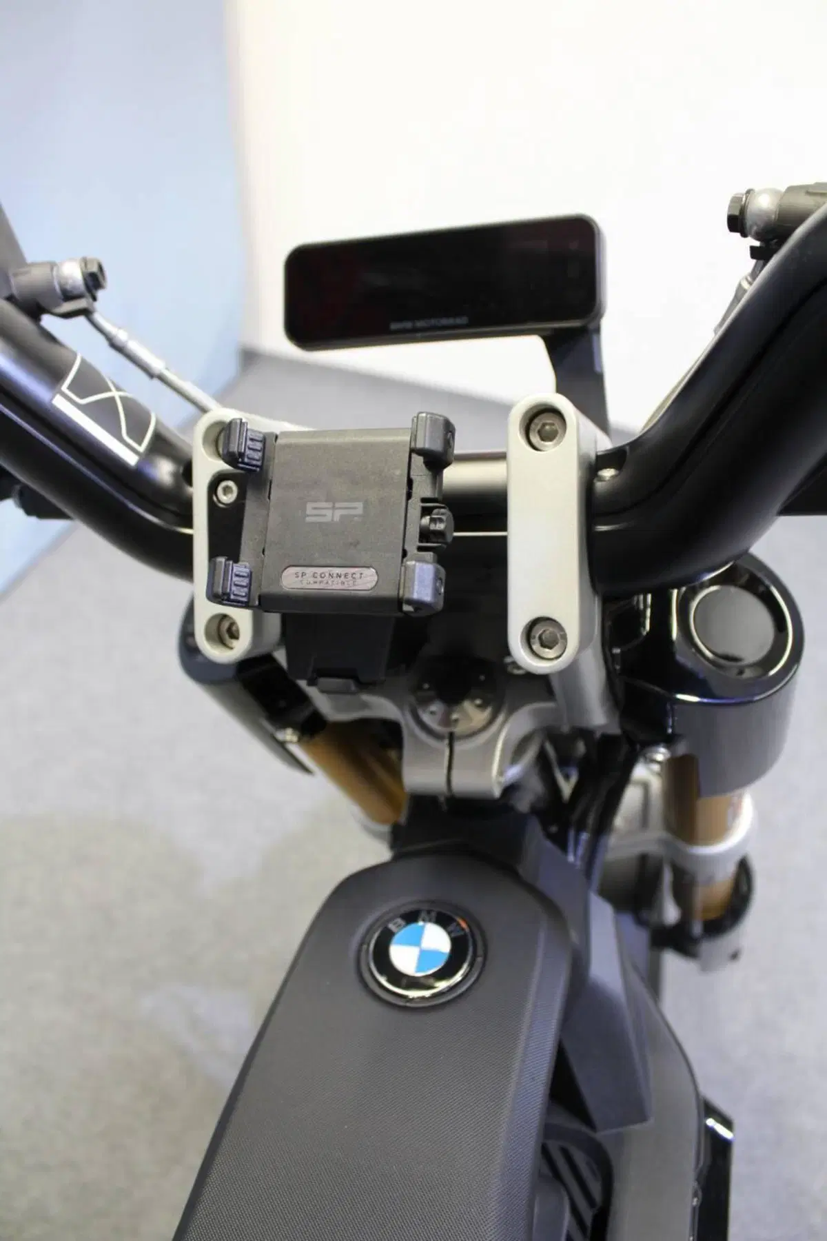 Bmw CE 02 (2024 - 26) (12)