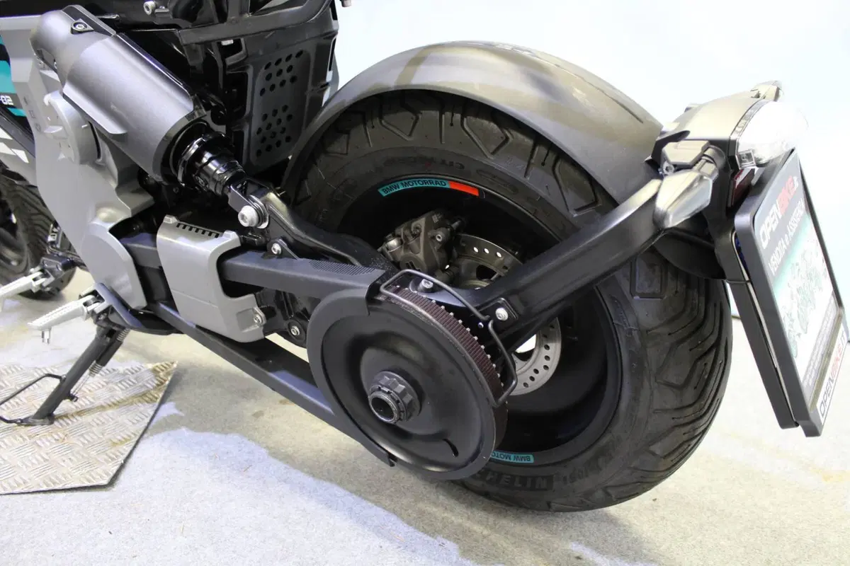 Bmw CE 02 (2024 - 26) (16)