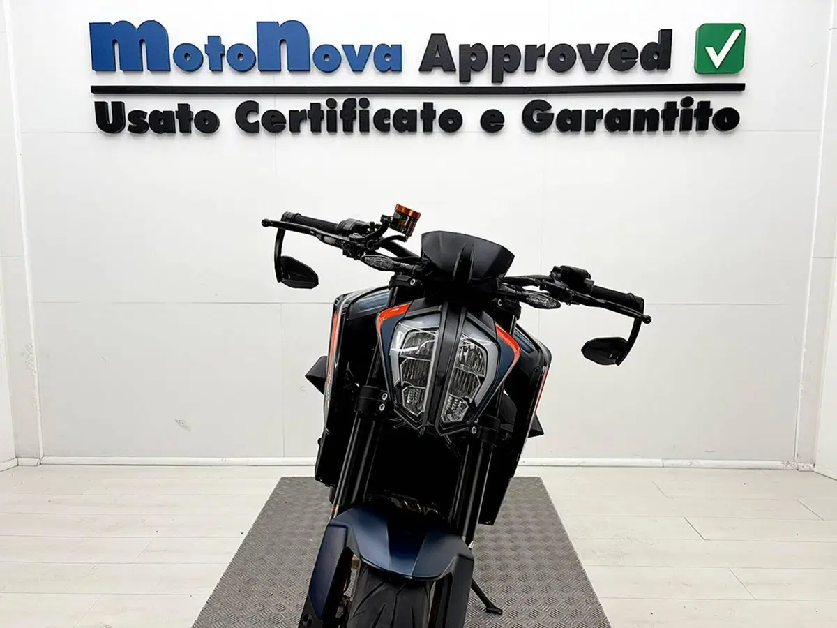 KTM 890 Duke R (2022 - 23) (4)