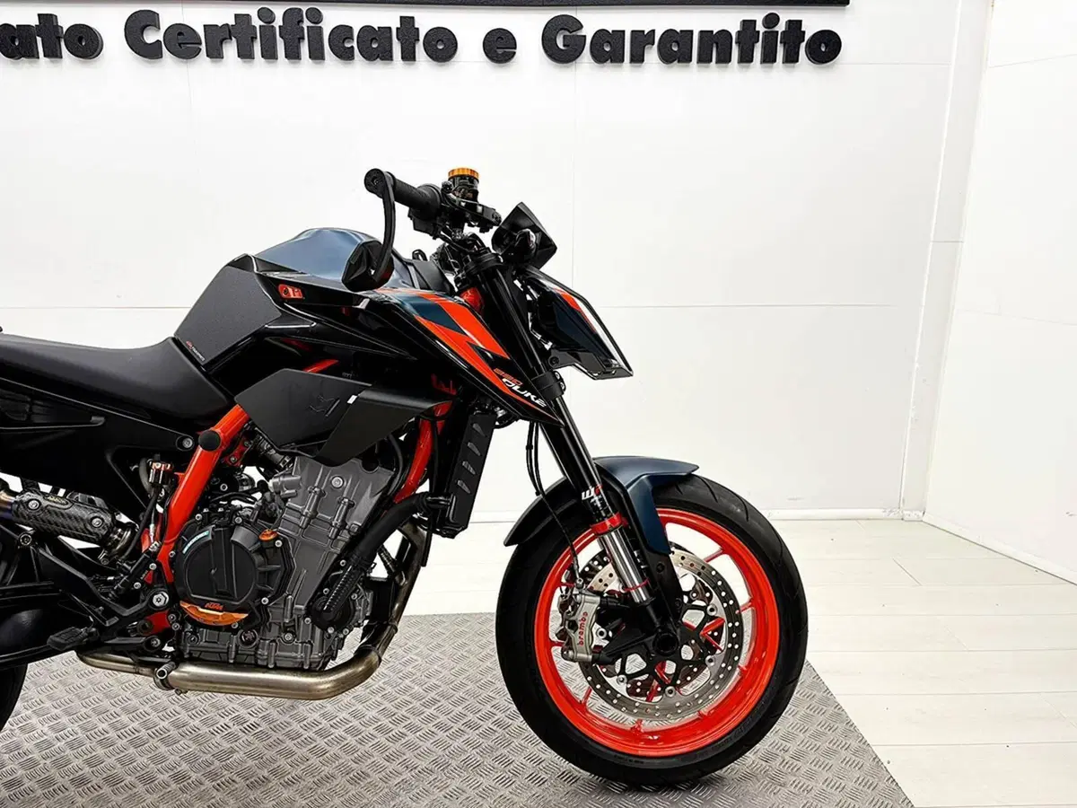 KTM 890 Duke R (2022 - 23) (10)