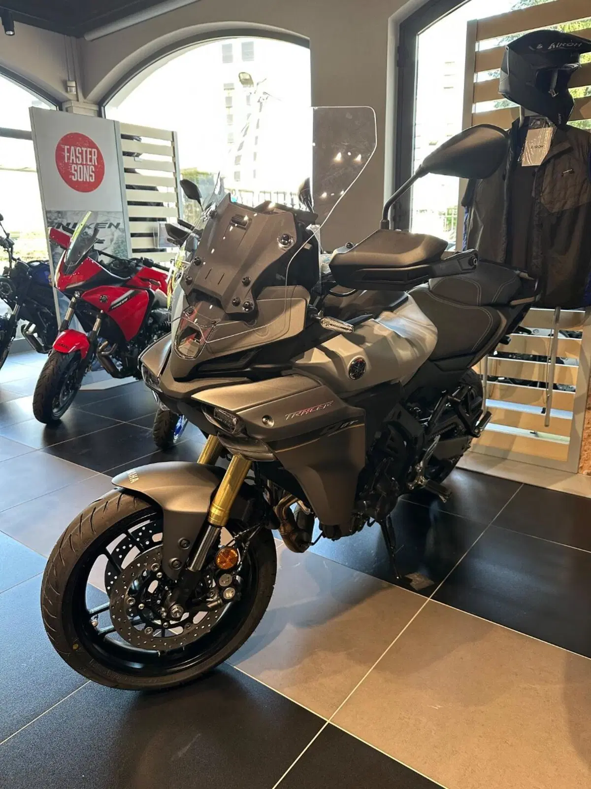 Yamaha Tracer 9 GT Y-AMT (2025 - 26) (2)