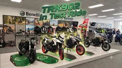 Benelli TRK 902 Stradale (2026) nuova