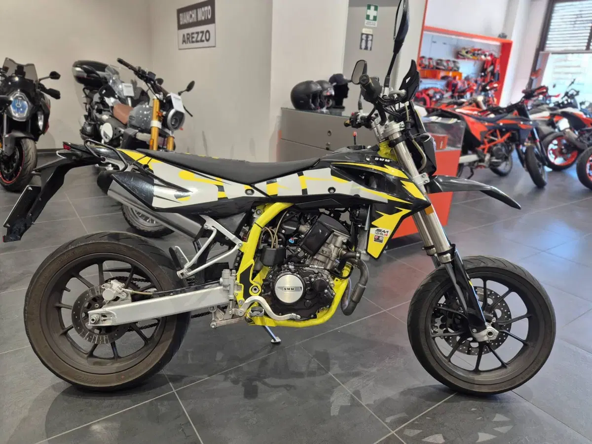 Swm SM 125 R (2017 - 20) (2)