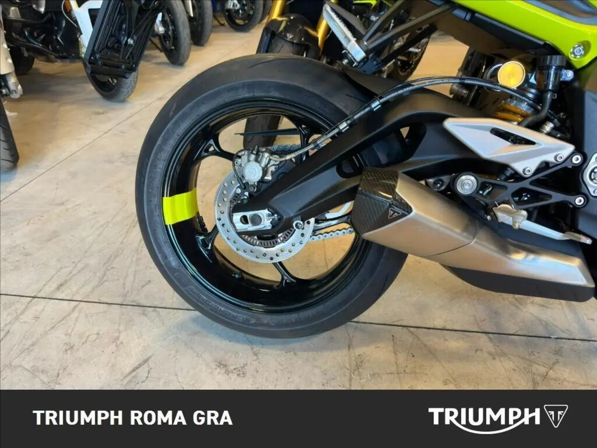 Triumph Street Triple 765 Moto2 (2026) (5)