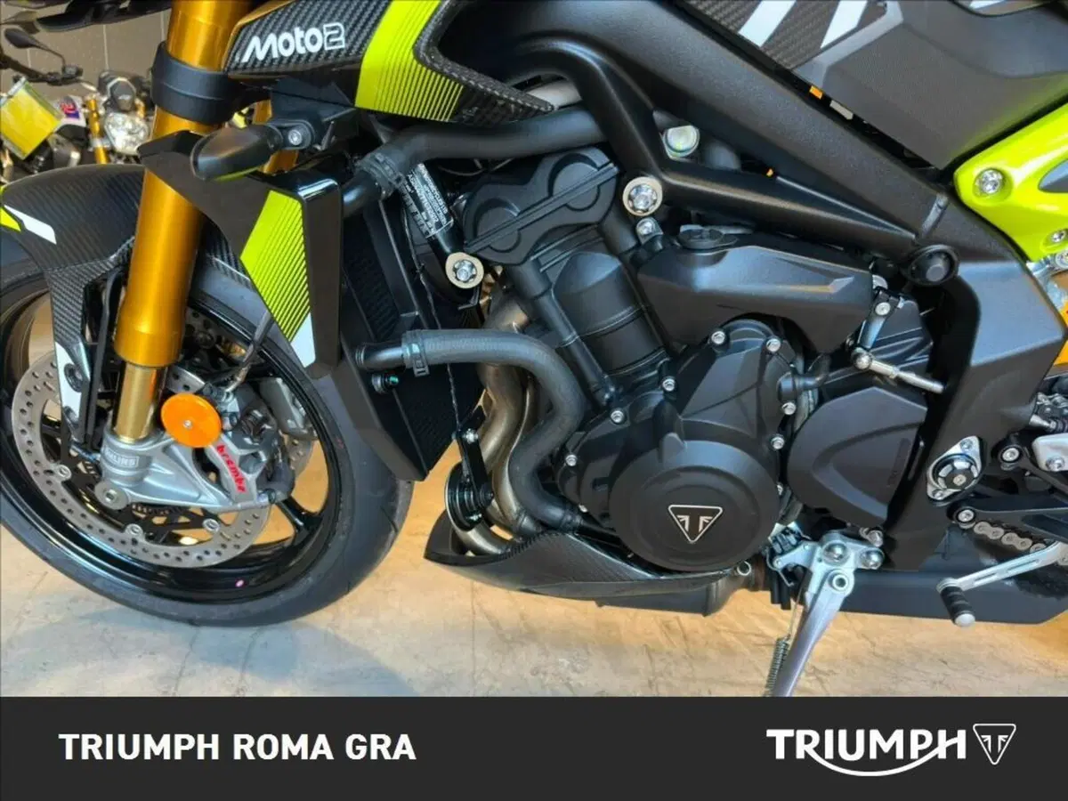 Triumph Street Triple 765 Moto2 (2026) (9)