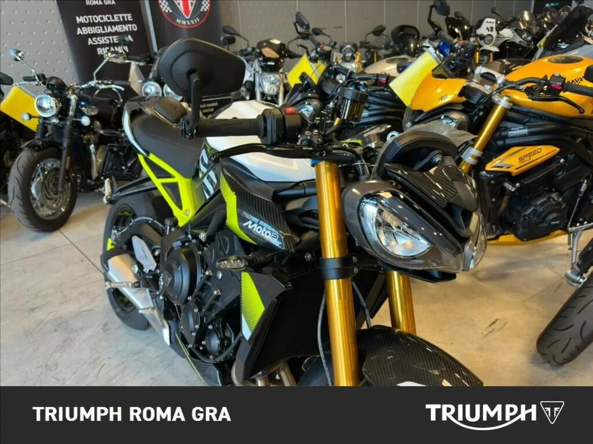 Triumph Street Triple 765 Moto2 (2026) (11)