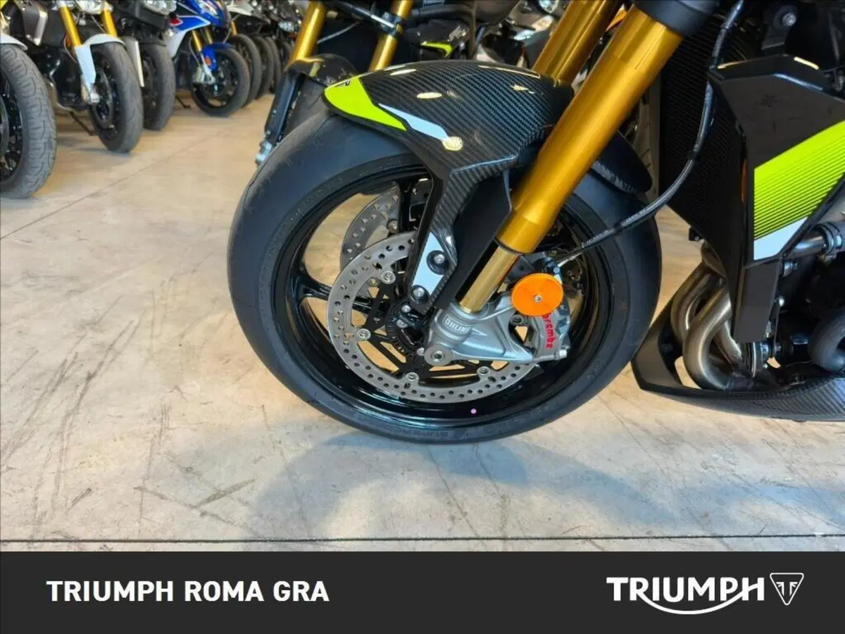 Triumph Street Triple 765 Moto2 (2026) (8)